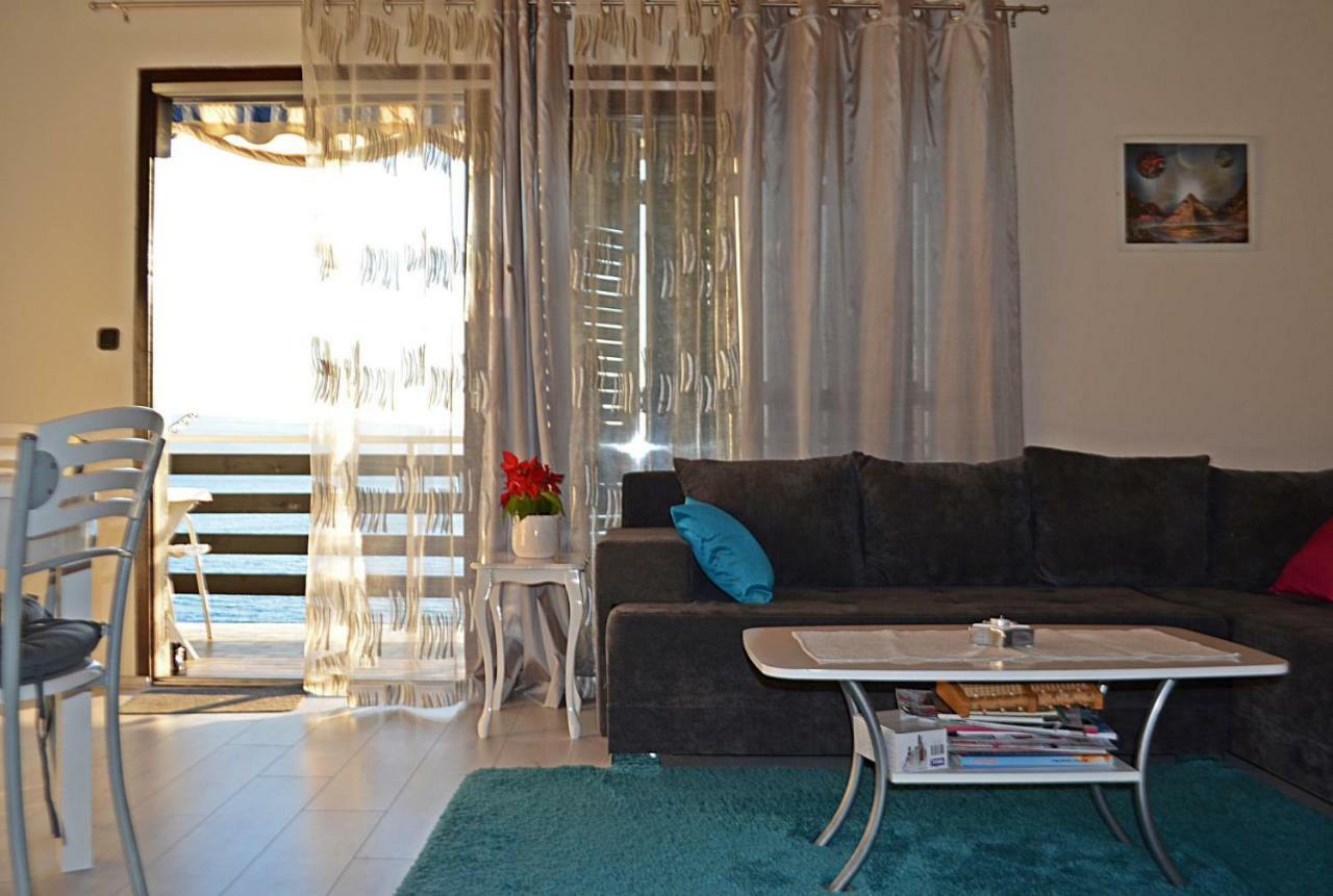 Cosy Sunset Apartment Omiš Esterno foto